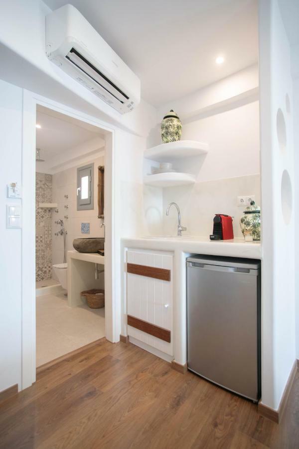 Kissos Luxury Suites Naxos City Exterior foto